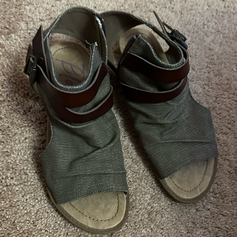 Blowfish Sandals 7
